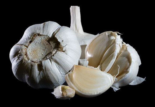 What You Need To Know About the Side Effects of Garlic