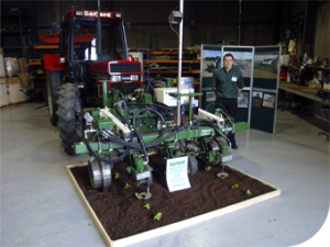 Civics Turn Out To Honoure Gardford Farm Machinery In Agribusiness